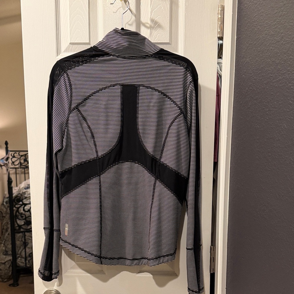 Zella Black and White Striped Zip-Up Utility Jacket - Picture 5 of 7